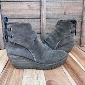 Fly London Yama Slouchy Suede Leather Wedge Boots in Gray Women’s Sz 40 9-9.5